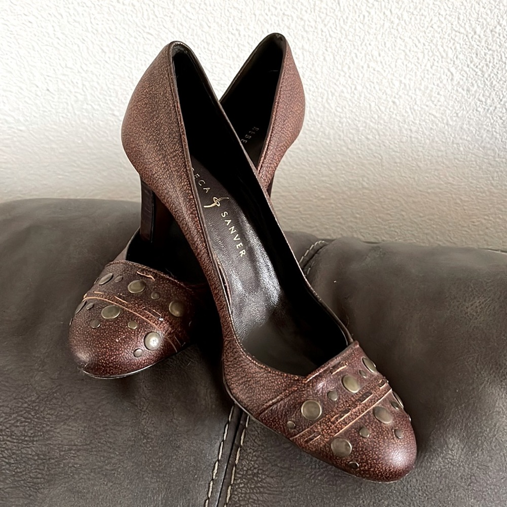 Rebecca Sanver- brown round toe 3.5” heels - hardly worn, super cute/classy.
